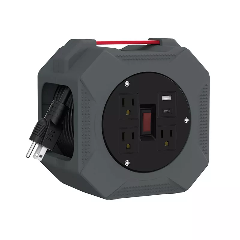 3 Outlet Usb2.4a Plastic Cord Reel 30ft