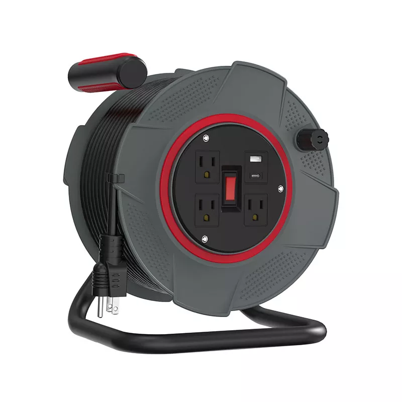3Outlets USB plastic cord reel 80ft